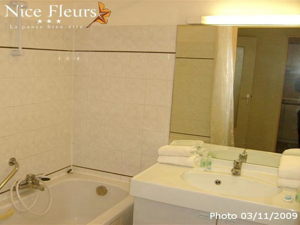 Nice Fleurs Apart'Hotel Habitación foto